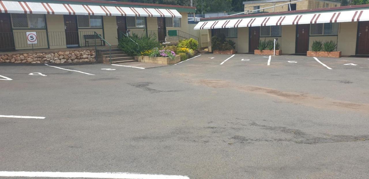 Golden Peak Motel Peakhill Peak Hill Exterior foto